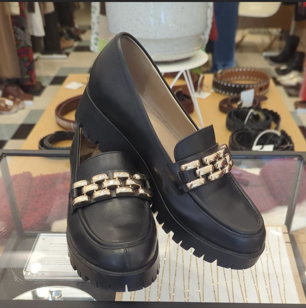 Antonio Melani black chunky loafers Size 8.5